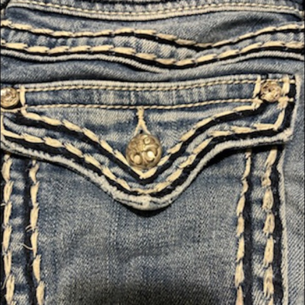 Jeans - Picture 3 of 5